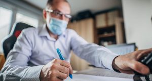 Leia mais sobre o artigo Folha de Pagamento do Condomínio: qual a importância nas finanças